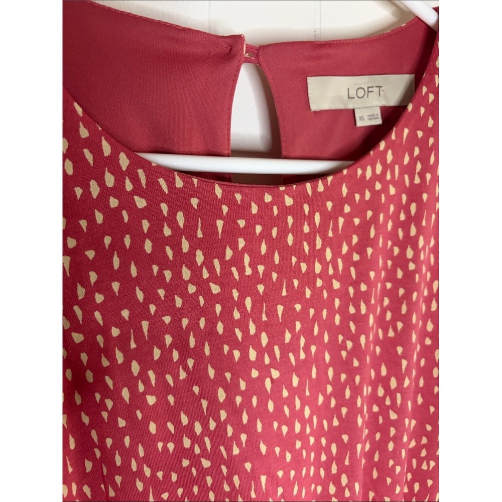 LOFT Womens XS Coral Pink Teardrop Print Sleeveless Keyhole Dress Navy Waist